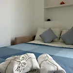 La Finestra Sul Mare Apartment *