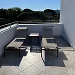 Lägenhet La Finestra Sul Mare *