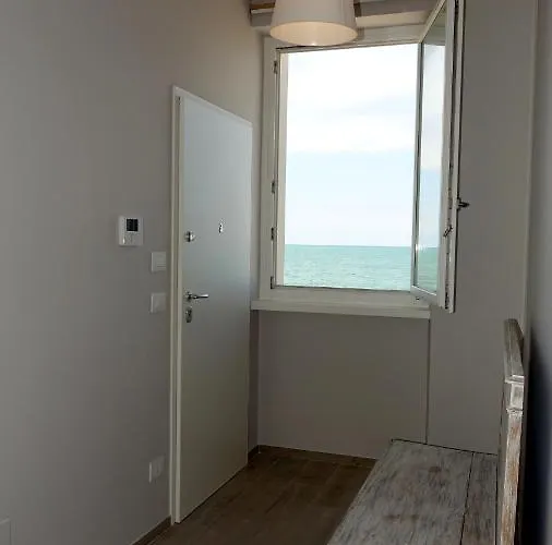 Apartment La Finestra Sul Mare