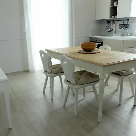 La Finestra Sul Mare Apartment *