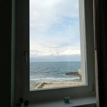 La Finestra Sul Mare דירה *