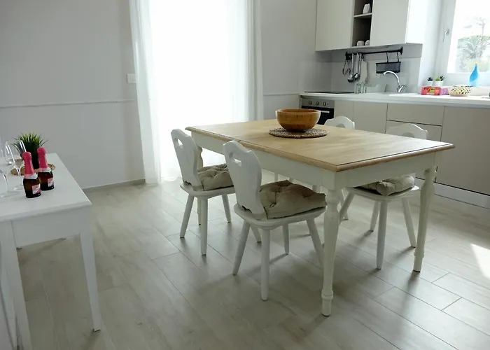 La Finestra Sul Mare Apartman *